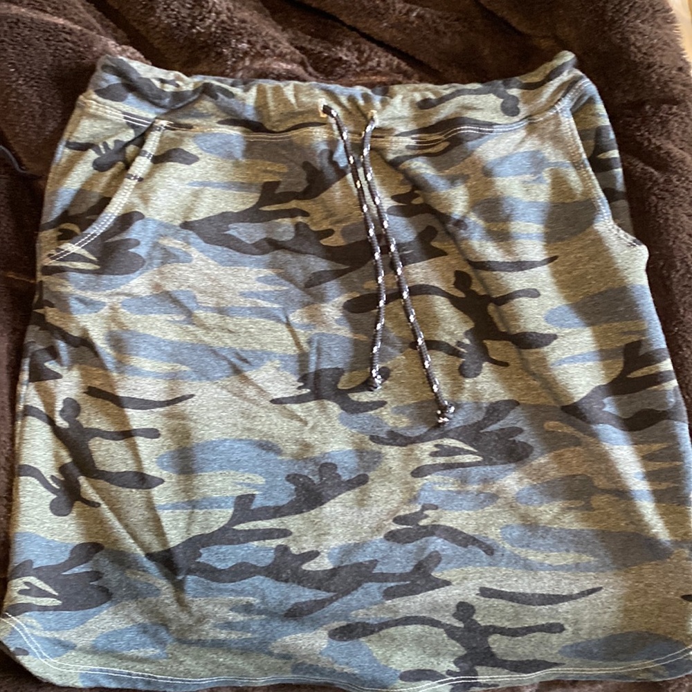 Camo super soft skirt.